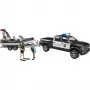 Dodge RAM 2500 Policijas pikaps ar laivu