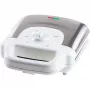 Vafeļu gludeklis Domo DO9222W 2 vafeles 900 W Melns Balts