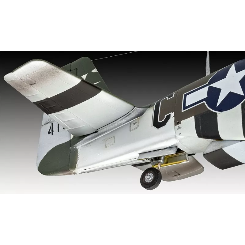 Plastmasas modelis P-51D-5NA Mustang 1:32