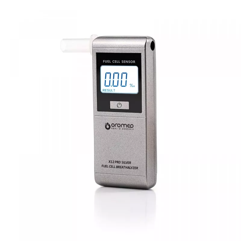 Alkohola tests ORO‑MED X12 PRO SILVER — bezkontakta alkometrs, diapazons 0–4 g/L, LCD, AAA baterijas