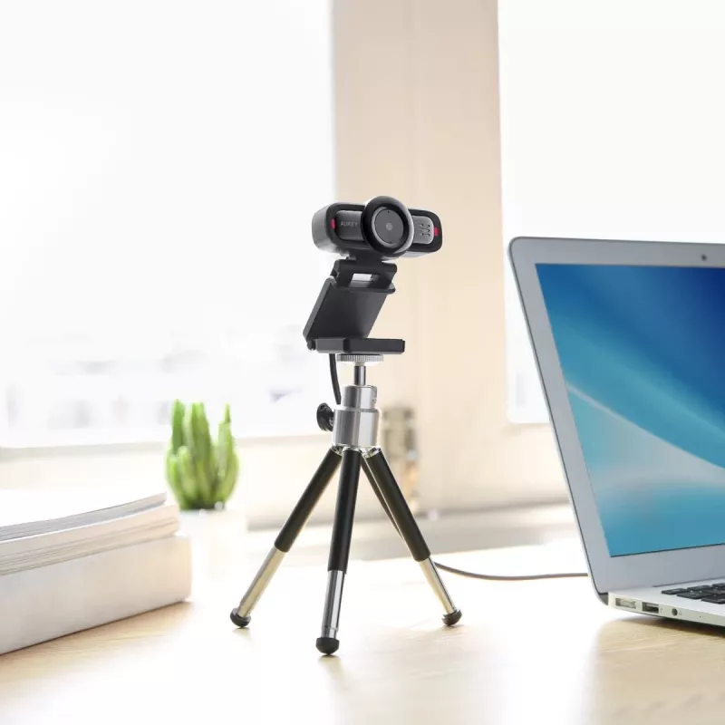 Tīmekļkamera AUKEY PC-LM3 2 MP 1920 x 1080 pikseļi USB 2.0 Melna