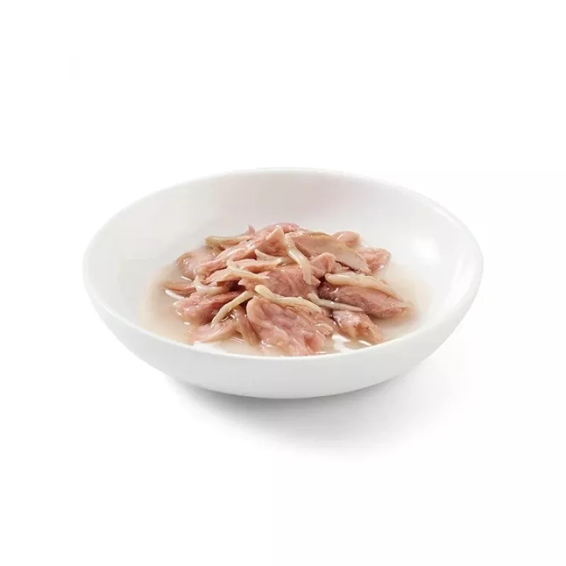 SCHESIR vārītā ūdenī Tuncis ar reņģēm - mitrā kaķu barība - 85 g