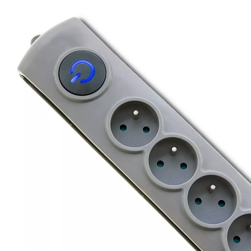 Pārsprieguma aizsargs Qoltec 50166 Pelēks 6 AC Kontaktligzdas 230V 3m