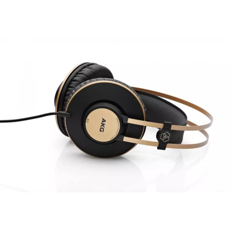 AKG K92 - studijas austiņas, iekšausu, slēgtas