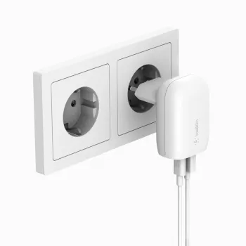 Belkin WCB007vfWH 37W divu portu AC ātrlādētājs baltā krāsā