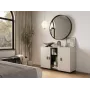 Kumode Cama Meble SOHO 120×41×80 cm — smilškrāsas fasādes, melns rāmis