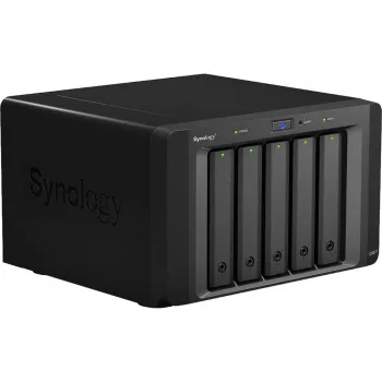 Disku masīvs Synology DX517