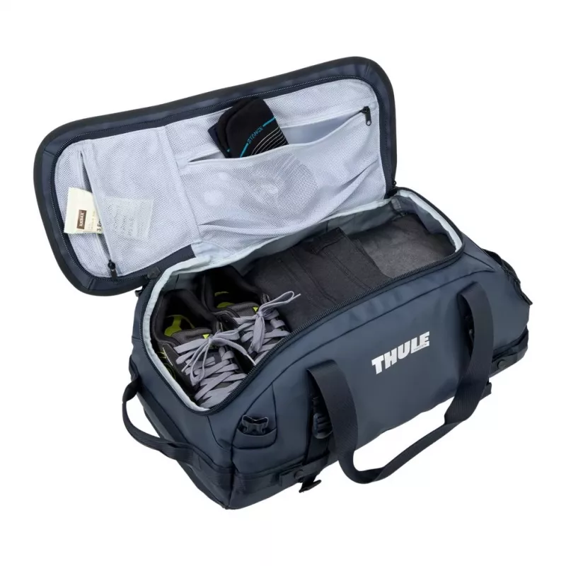 Thule 5590 Chasm 40L ceļojuma soma – tumši zila