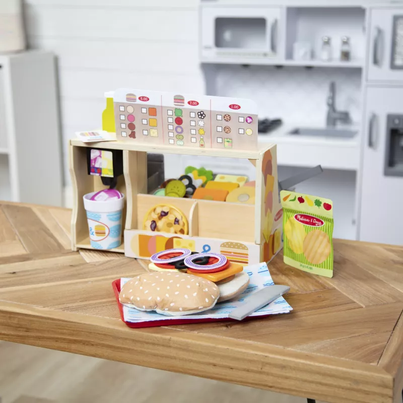 Melissa & Doug Slice & Stack Sandwich Counter 6074860 koka rotaļu virtuvīte