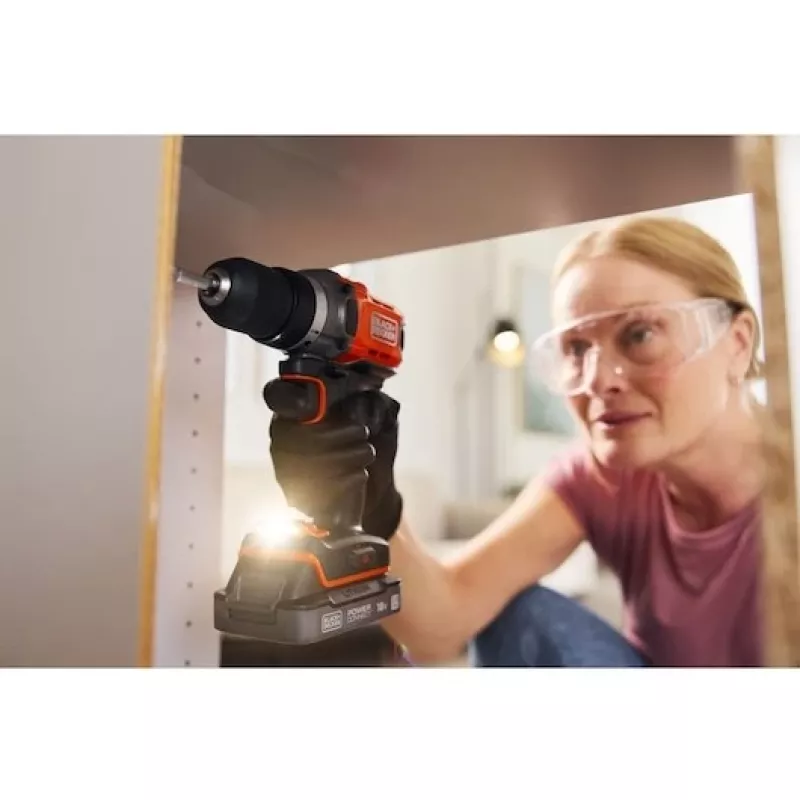 Bezvadu urbjmašīna Black & Decker BCD382XN 18V — kompakta 18 V urbjmašīna (bez akumulatora)