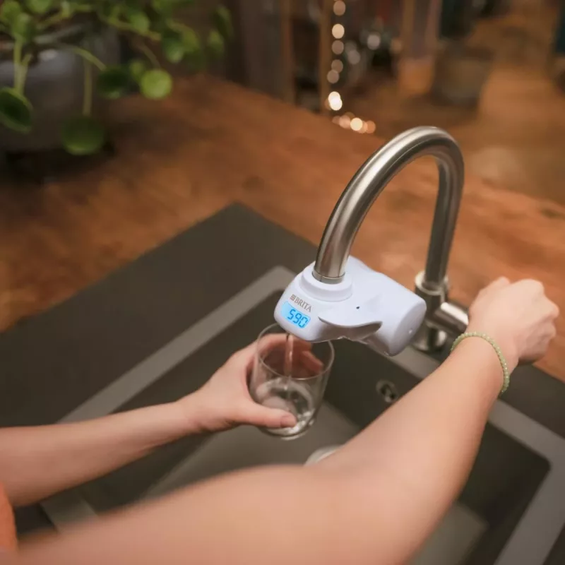 BRITA Ūdens filtrs krānam 1.2023.0413, 3 režīmi, 5-pakāpju kasetne, 600 L, balts, 5 adapteri
