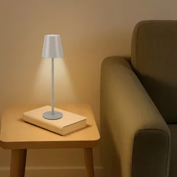 Beper P207ILI205 uzlādējams galda lukturis