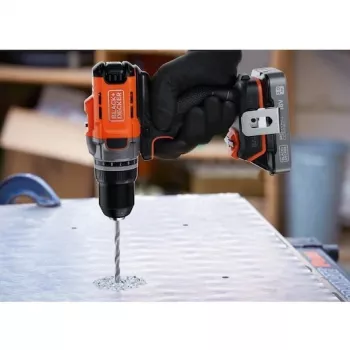 Bezvadu urbjmašīna Black & Decker BCD382XN 18V — kompakta 18 V urbjmašīna (bez akumulatora)