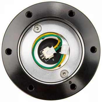 Simagic Quick Release QR70 HALF 70mm — ātrās atvienošanas rumbas savienotājs sacīkšu stūrēm, 70 mm skrūvju izvietojums