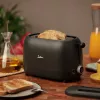 Fēns Jata JETT1262 2200W ar jonu tehnoloģiju un vairākiem siltuma/ātruma iestatījumiem