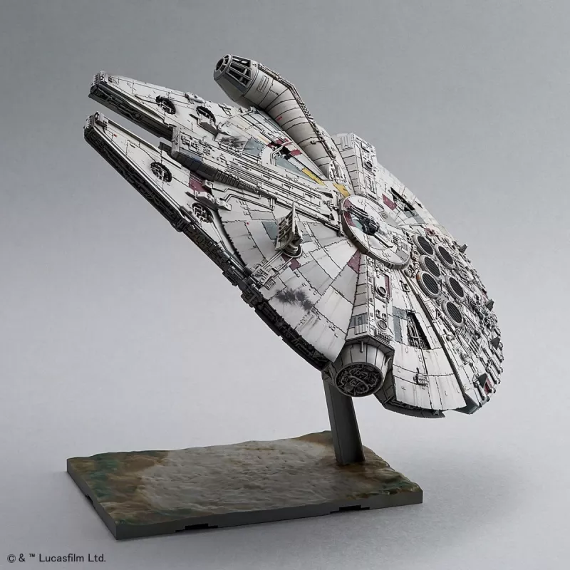 REVELL Millennium Falcon modelis 1:144 — plastmasas saliekamais kosmosa kuģis