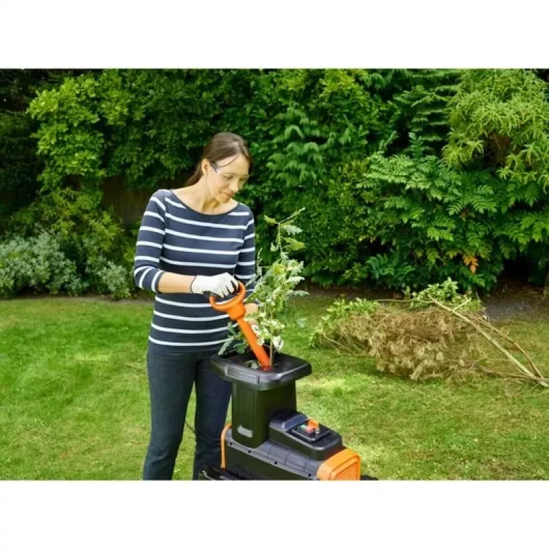 Black & Decker BEGAS5800-QS dārza smalcinātājs 2800 W 45 L