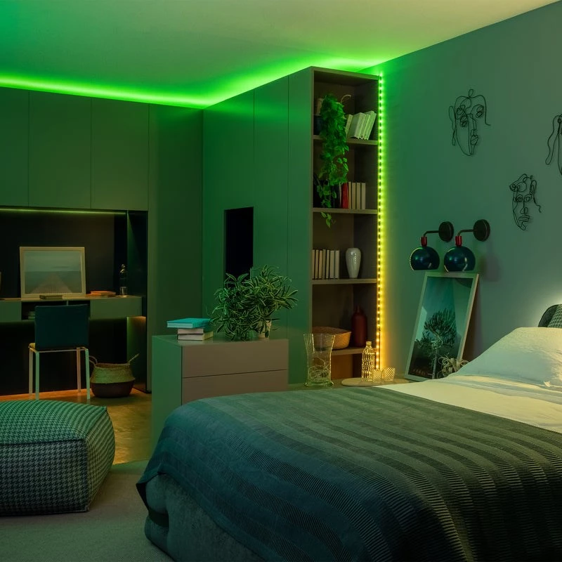 LED vītne Twinkly TWD200STP-TEU daudzkrāsaina iekštelpām, 5 cm solis, IP20, caurspīdīgs kabelis