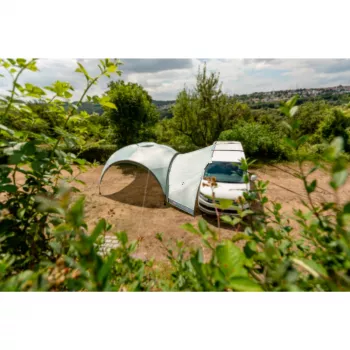 Savienotājs Coleman Event Shelter M — gaiši pelēka fiksācija, saderīgs ar Event Shelter M Pro M
