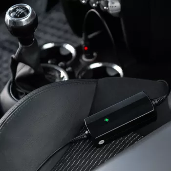 Akyga AK-ND-83 USB-C auto lādētājs 65 W, Power Delivery, 12/24 V ieeja, 5–20 V izeja, 1,8 m