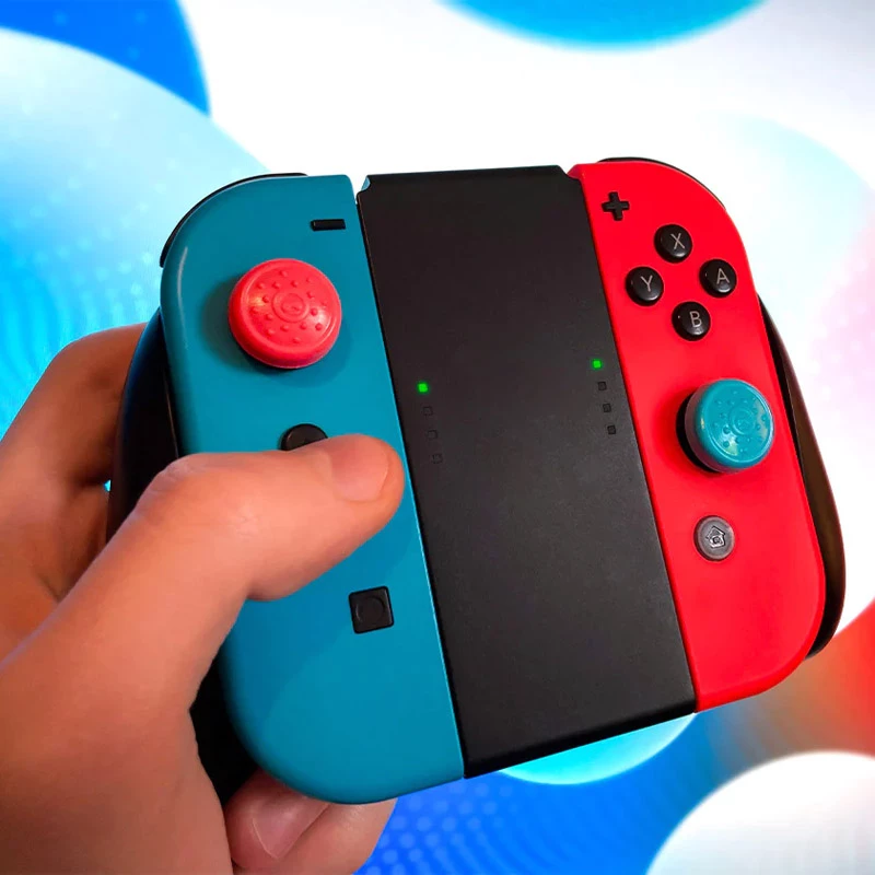 KontrolFreek 1510-JOY neslīdošie kursorsviras paliktņi Nintendo Switch – Melns, Zils, Zaļš, Oranžs, Rozā, Purpurs, Sarkans