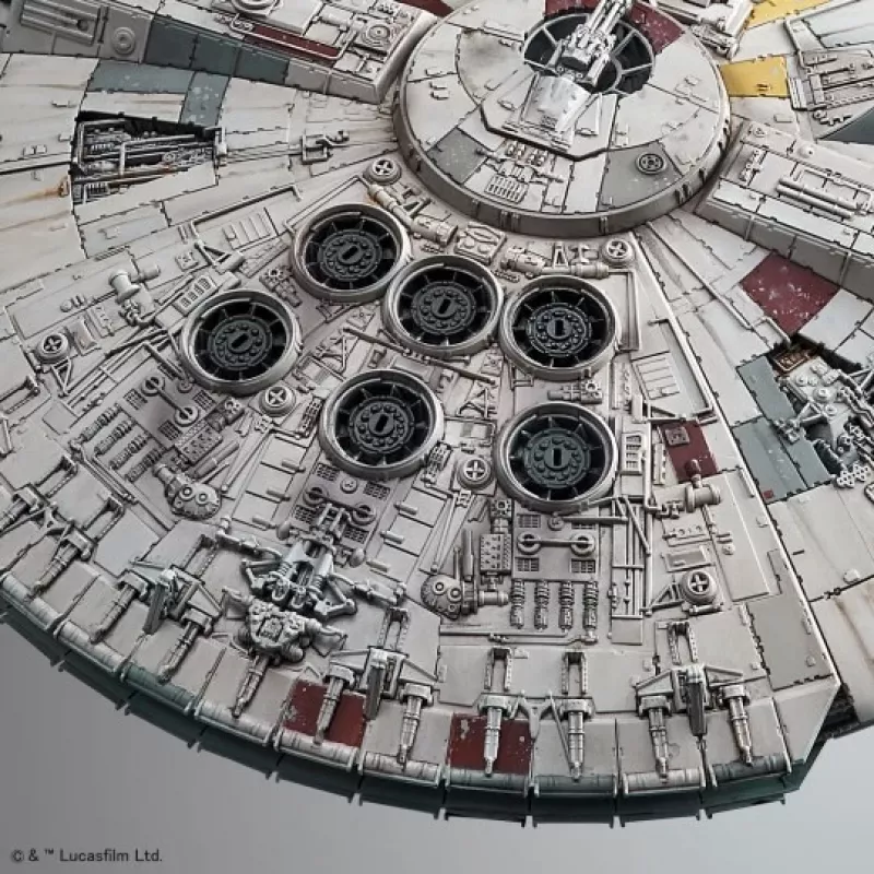 REVELL Millennium Falcon modelis 1:144 — plastmasas saliekamais kosmosa kuģis