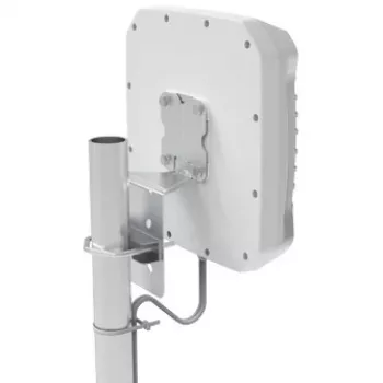 Virziena antena Poynting A-XPOL-0002-V3-02 11 dBi N-tipa