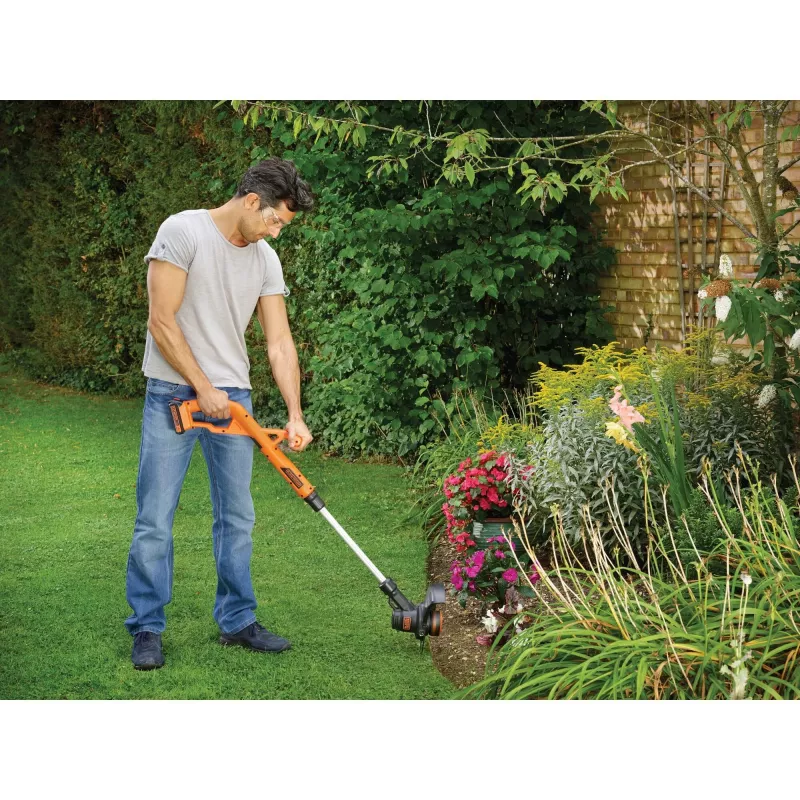Bezvada zāles trimmeris Black & Decker ST1823