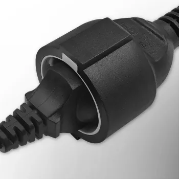 Strāvas adapteris QOLTEC 53906 IEC 320 C14 uz SCHUKO 16A 250V