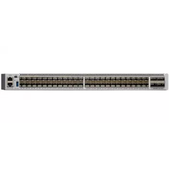 Cisco Catalyst 9500-48Y4C-E pārvaldīts slēdzis, 48 porti 1/10/25+ GbE, 4 porti 40/100 GbE, Essential licence