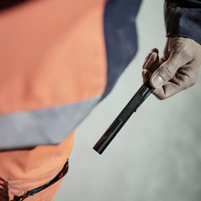 Kabatas lukturītis Ledlenser P2R Melns — uzlādējams kompakts pildspalvas formas lukturis