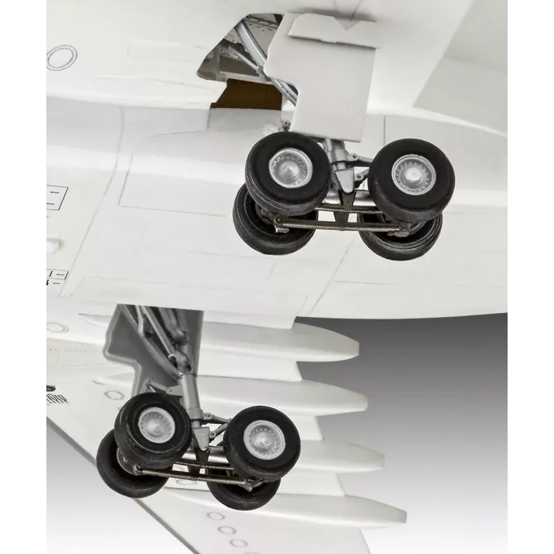 Plastmasas lidmašīnas modelis REVELL Airbus A330-300 Lufthansa mērogs 1:144