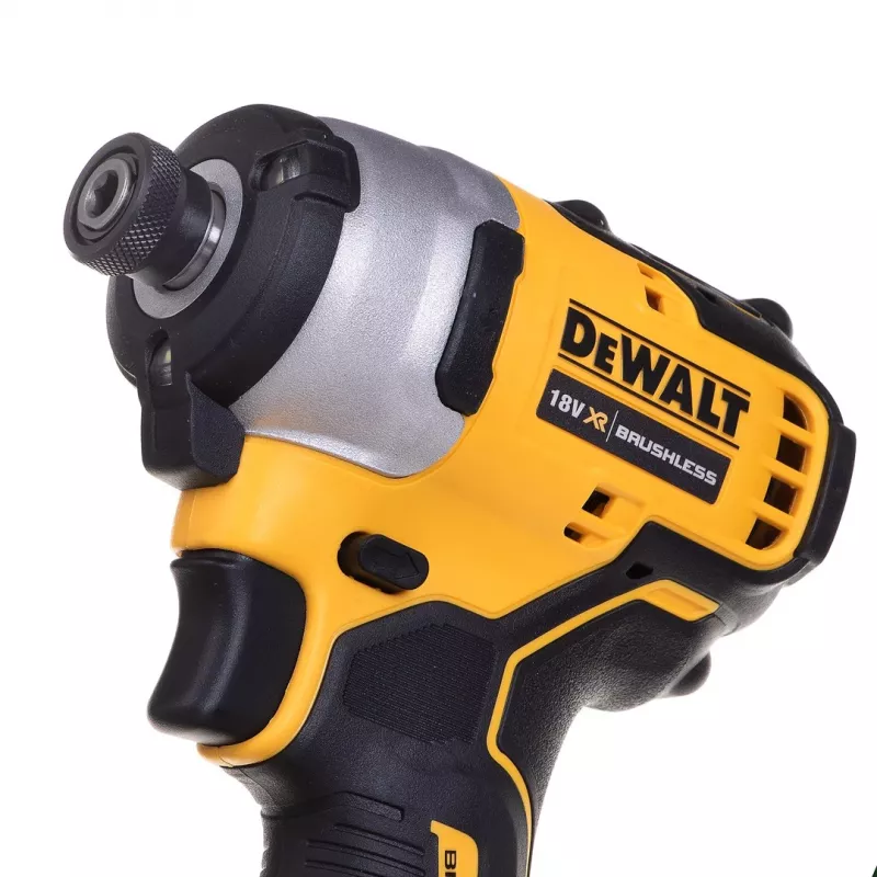 Bezvadu instrumentu komplekts DeWalt DCK2062M2T — 18V, urbjmašīna DCD709 + triecienskrūvgriezis DCF809 1/4 collu, 2×4,0Ah akumulatori, TSTAK II kaste