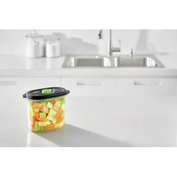 Pārtikas uzglabāšanas trauks FoodSaver FFC023X 1,8 L ovāls Tritan, melns caurspīdīgs, vakuumsūknis, trauku mazgājamā mašīnā drošs