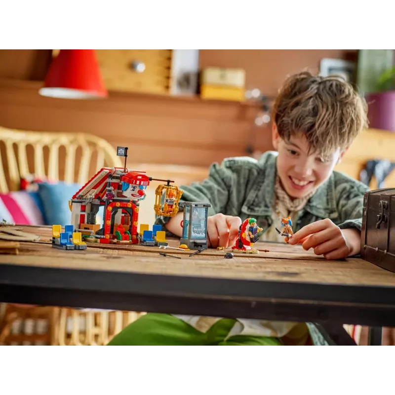 LEGO Būvējams komplekts Klauna Baggija cirka telts 75637 — 573 gabali, 4 minifigūras, vecumam 8+