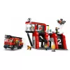 Konstruktors LEGO City Ugunsdzēsēju stacija ar pagriežamām kāpnēm 60414 — 843 gabali, 5 minifigūras