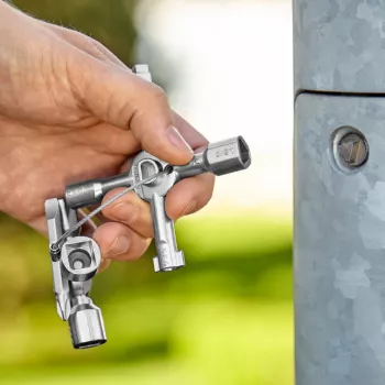 Knipex 00 11 01 atslēga vadības skapjiem un sadales paneļiem