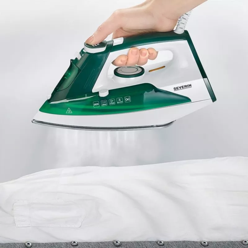 Gludeklis Severin BA 3261 ar keramikas zoli, 2400 W, balts/zaļš