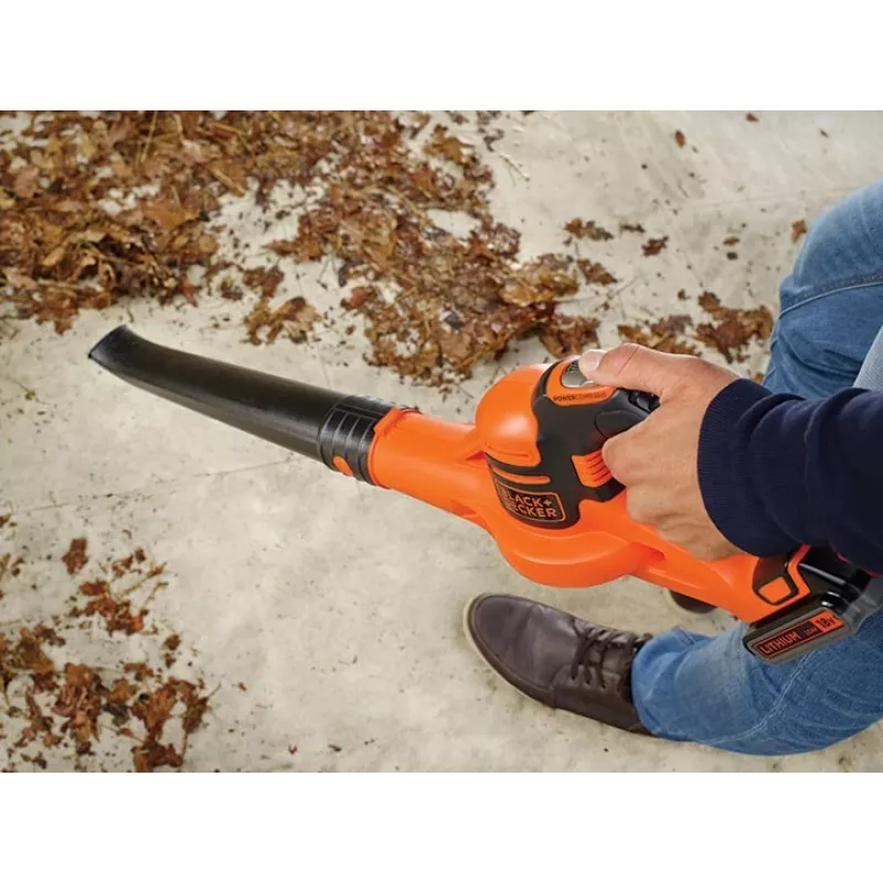 Bezvada lapu pūtējs Black & Decker GWC1820PC 209 km/h Melns, Oranžs 18 V Litija