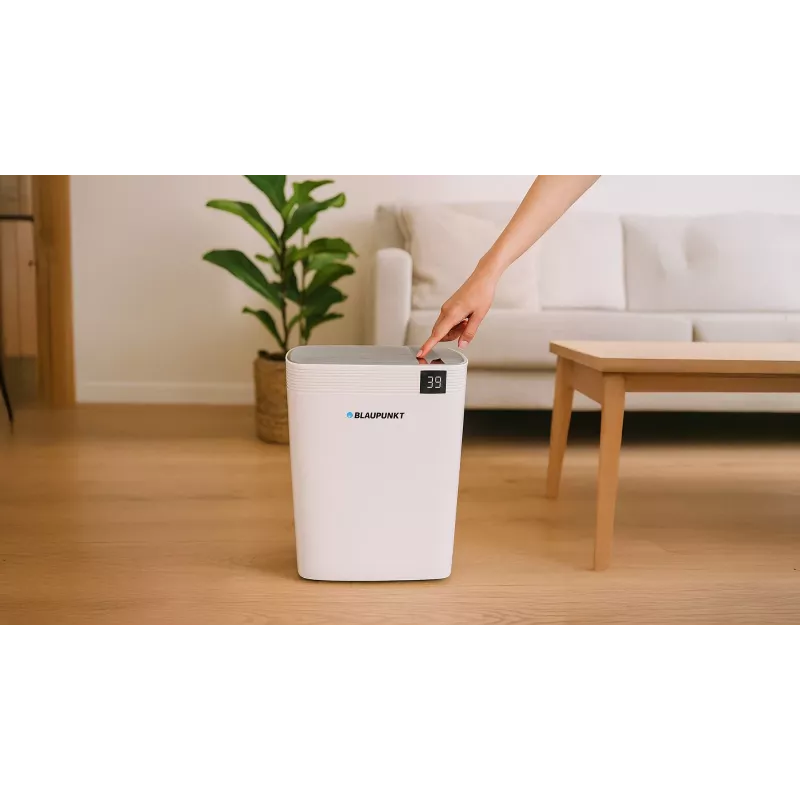 Gaisa sausinātājs BLAUPUNKT ADH801 — 20 L/dienā (maks. 36 L/24h), 4.2 L tvertne, 600 W, R290, LED displejs
