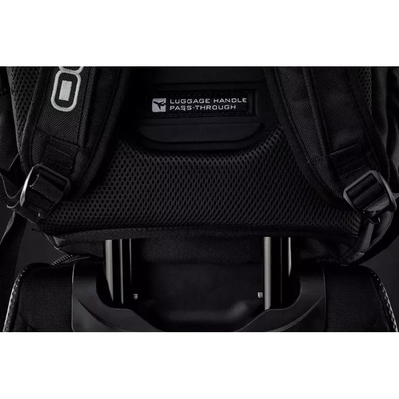 OGIO Mugursoma Renegade RSS Melns Pindot 111071_317