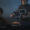 Rokas stabilizators kamerai DJI RS 4 Pro Combo Melns Oglekļa šķiedra 13h akumulators