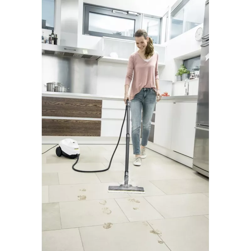 Cilindriskais tvaika tīrītājs Kärcher SC 3 EasyFix — 1900 W, 1 L tvertne, 3,5 bar, 2,2 m šļūtene