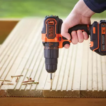 Bezvadu triecienurbis BLACK+DECKER BCKSB04
