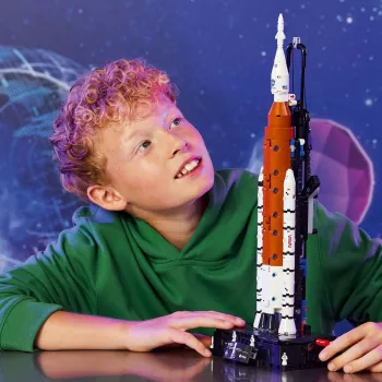 LEGO TECHNIC 42221 NASA Artemis Space Launch System raķete