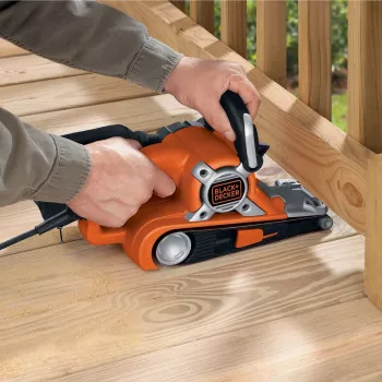 Black & Decker KA88 portatīvā lentaslīpmašīna, oranža