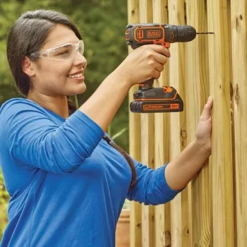 BLACK+DECKER 18V urbjskrūvgriezis BDCDC18BAFC-QW
