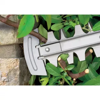 Elektriskie dzīvžogu šķēres Bosch EasyHedgeCut 18-45 — 45 cm dubultā asmens, 18V akumulators, 2.3 kg
