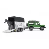 BRUDER 2592 Land Rover ar zirgu piekabi un figūru
