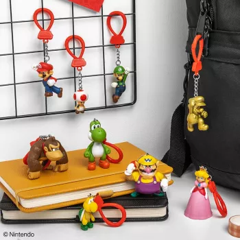 Atslēgu piekariņu komplekts Backpack Buddies Paladone Super Mario CDU 24 gab. – dažādi tēli, kolekcionējami aksesuāri